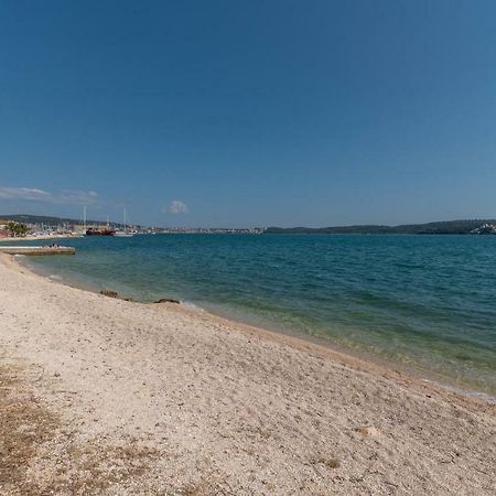 Апартаменты Marinella Трогир Экстерьер фото